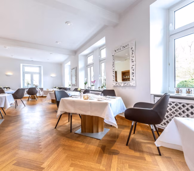 Laudensacks Parkhotel & Retreat - Luxushotel Bad Kissingen - Gourmet Restaurant - Tisch Reservierung